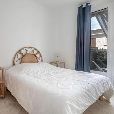 20m De La - Terrasse - Pour 6 *